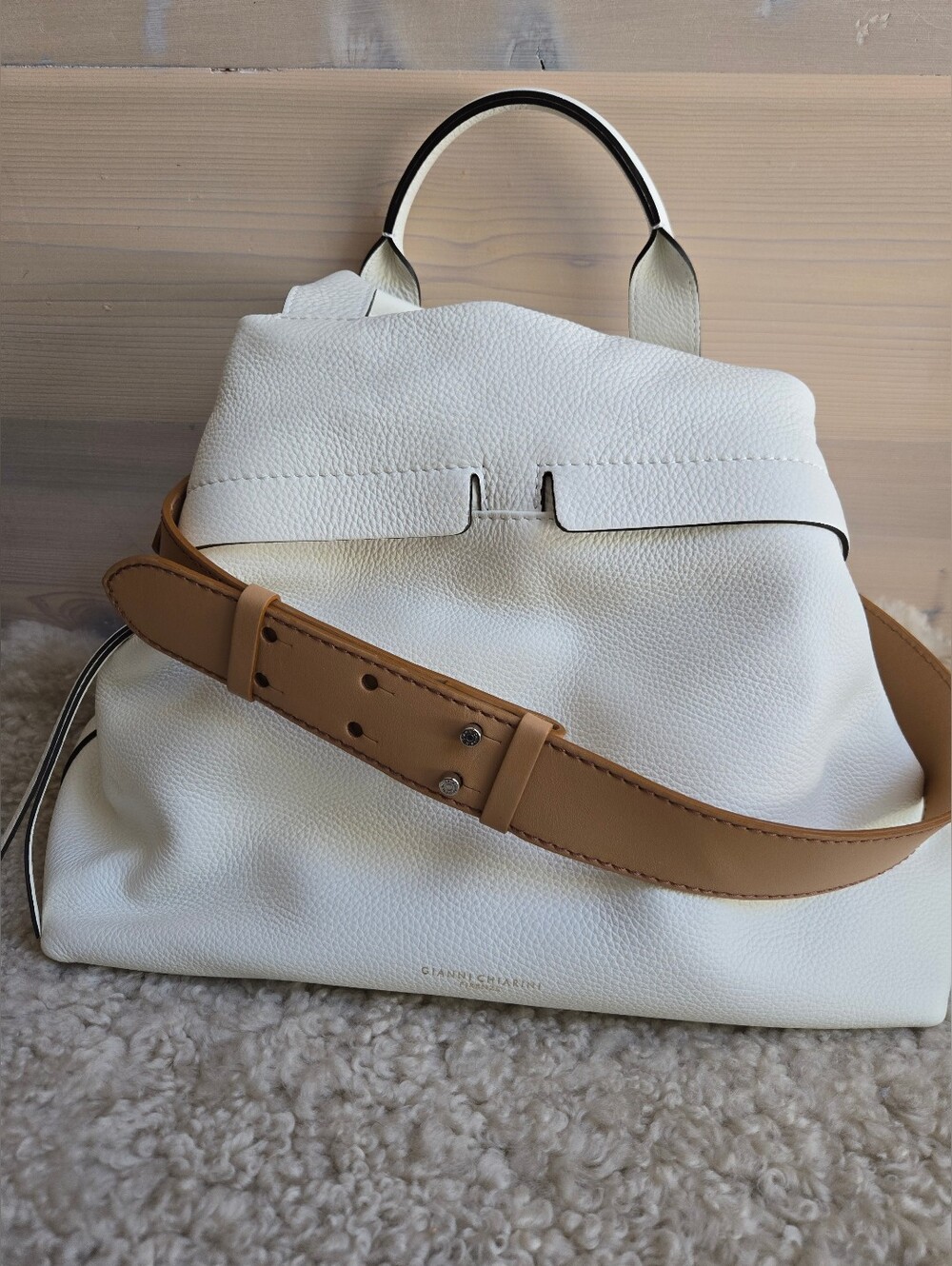 EUC Gianni Chiarini Leather Duna Tote Bag - Picture 3 of 15